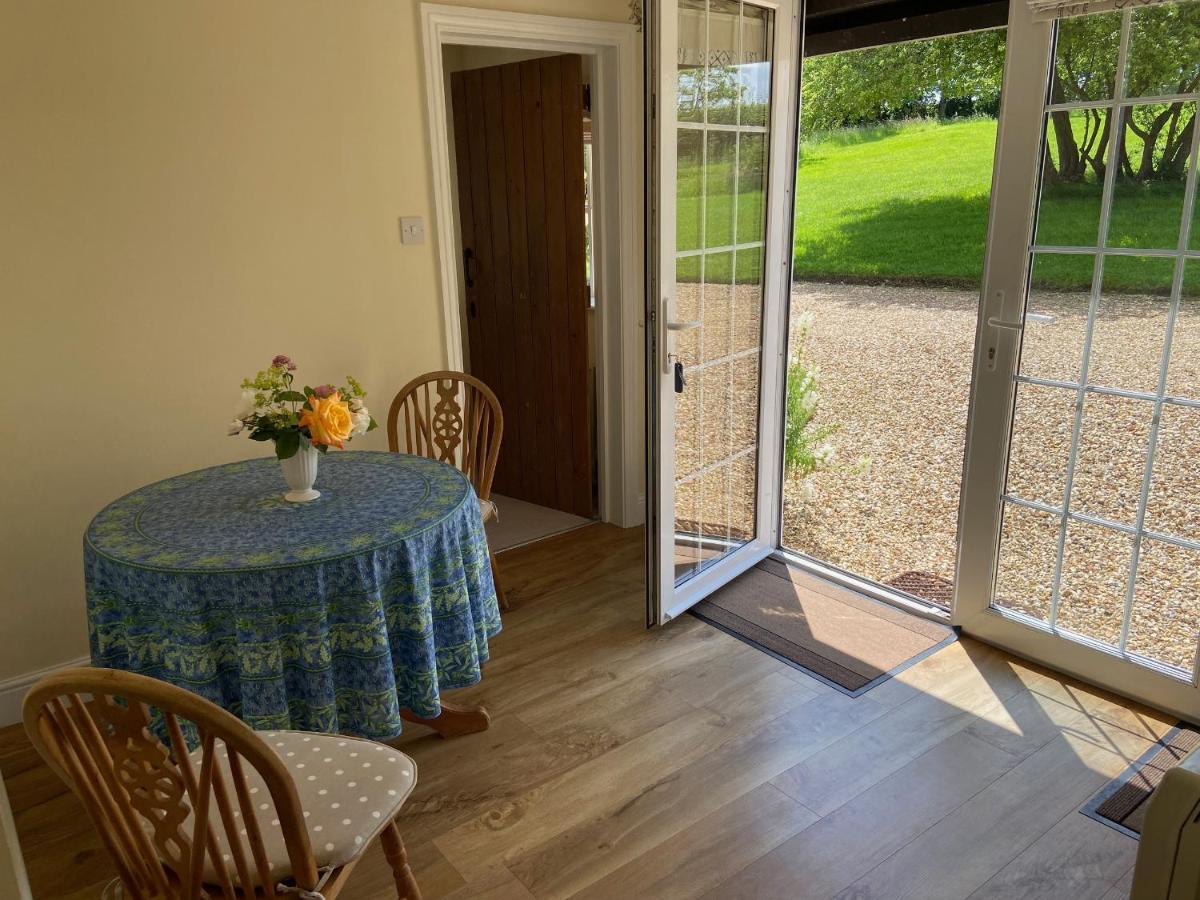 Oke Apple Cottage Shillingstone Buitenkant foto