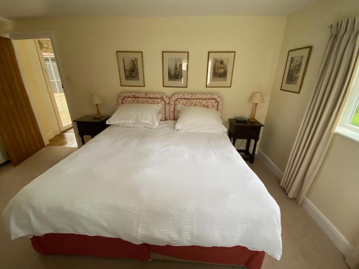 Oke Apple Cottage Shillingstone Buitenkant foto